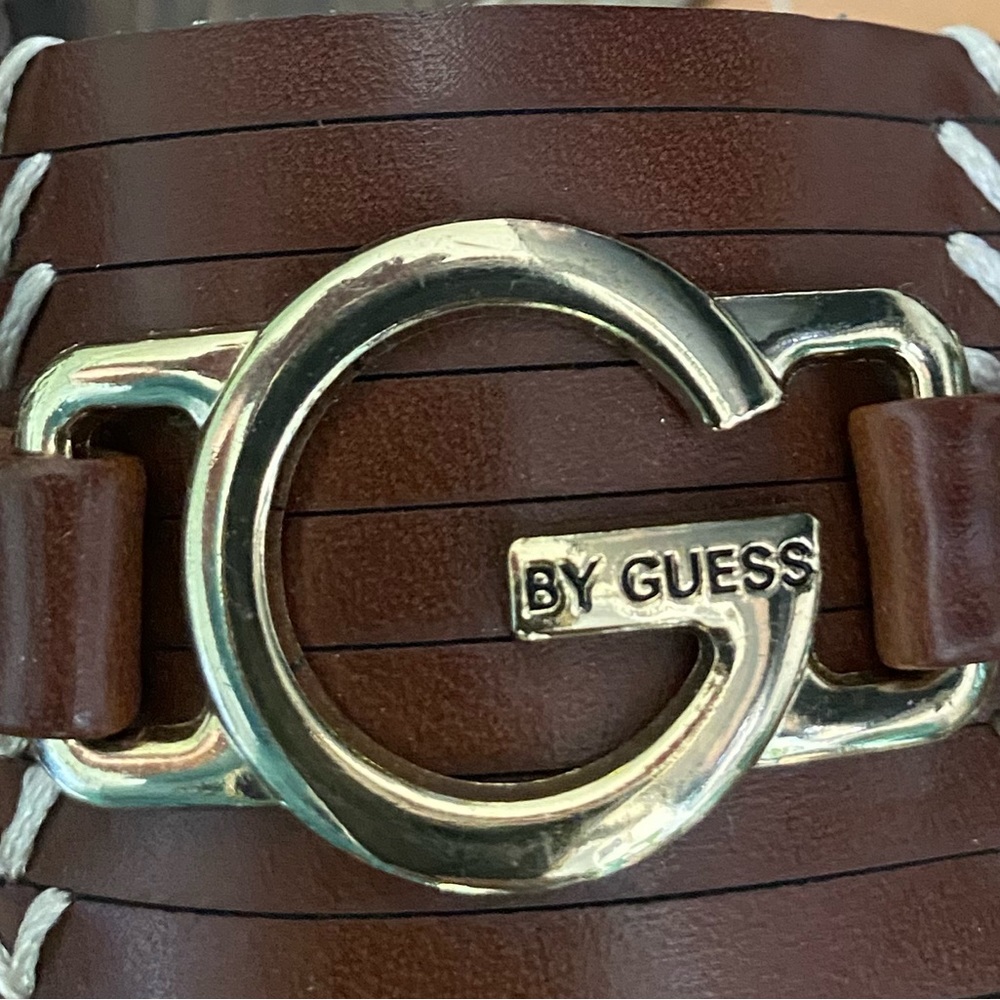 Guess Sandals - Picture 10 of 14